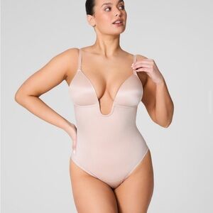 SPANXshape™ Suit Your Fancy
Plunge Low-Back Thong Bodysuit